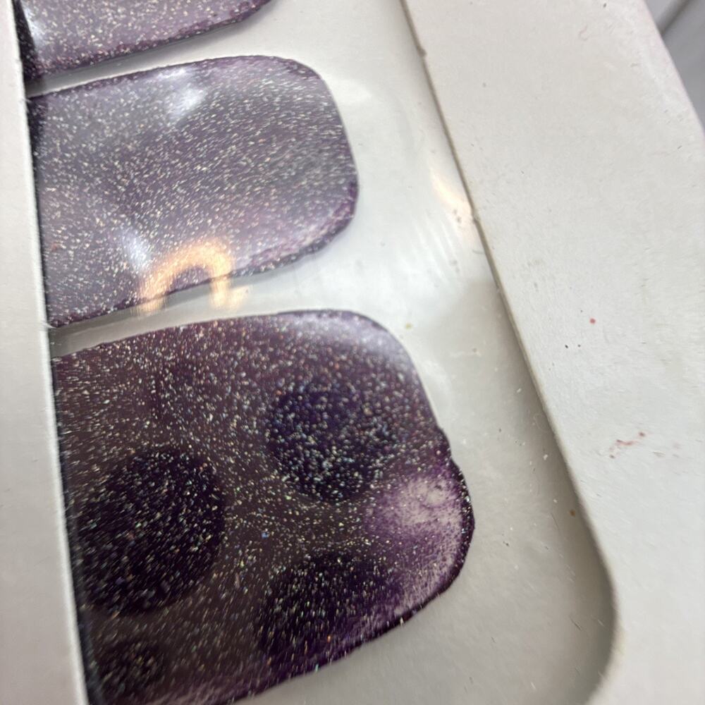 4 Packs Color Street Nail Polish Strips Night Terror, Do Your Fang, Glam-Ouflage - Picture 9 of 10
